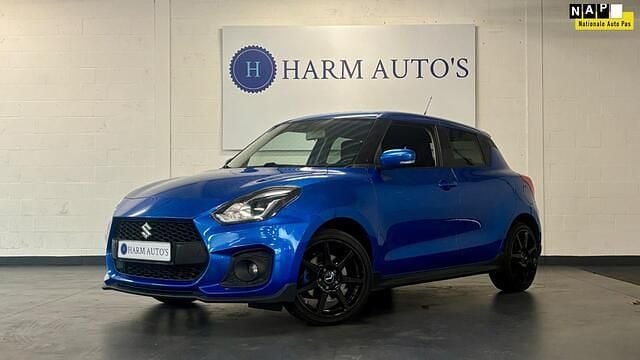 Blauw, metallic lak Gebruikt 2021 Suzuki Swift Sport Hatchback | € 17.499 (Goede deal) - Afbeelding 1/4