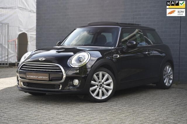 Zwart, metallic lak Gebruikt 2014 Mini Cooper Hatchback | € 13.950 (Eerlijke prijs) - Afbeelding 1/4