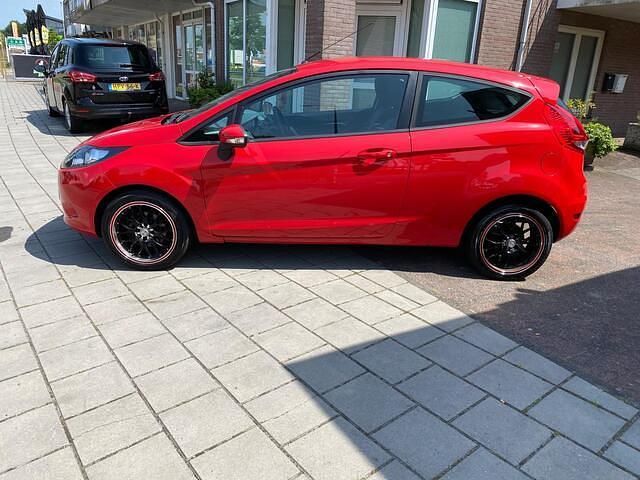Occasion Ford Fiesta Titanium 82 PK (60 kW) 2009 Rood Hatchback