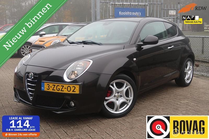 Zwart Gebruikt 2015 Alfa Romeo MiTo Exclusive Hatchback | € 6.950 (Eerlijke prijs) - Afbeelding 1/4