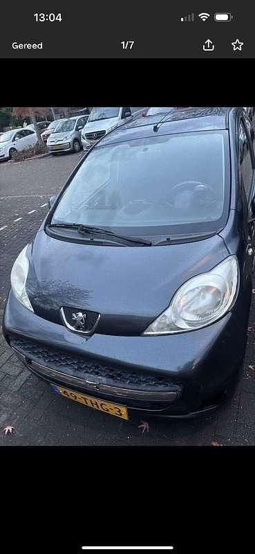Grijs Gebruikt 2012 Peugeot 107 Sportium Hatchback | € 1.700 (Super prijs) - Afbeelding 1/4