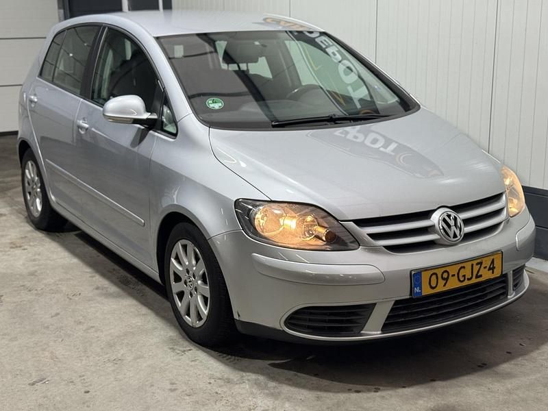 Occasion VW Golf Plus Cross Comfortline 123 PK (90 kW) 2008 Grijs (metallic) MPV