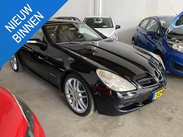 Zwart, metallic lak Gebruikt 2005 Mercedes SLK200 Cabriolet | € 13.950 (Iets duurder) - Afbeelding 1/4