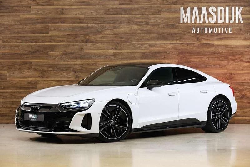 Grijs Occasion 2021 Audi e-tron GT quattro S-Line Sedan | € 46.740 (Super prijs) - Afbeelding 1/3