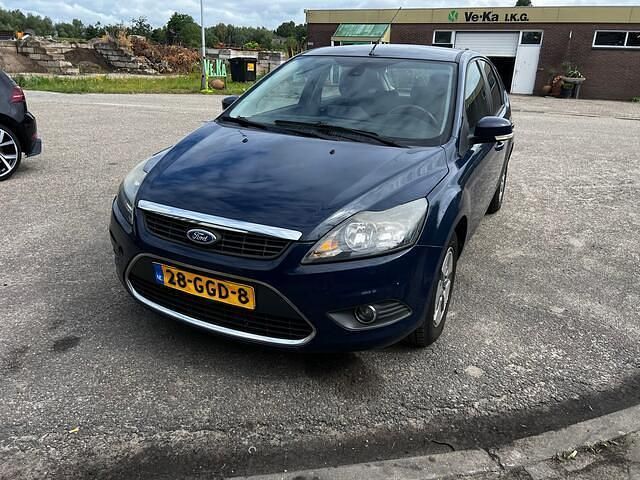 Blauw Gebruikt 2008 Ford Focus Titanium Hatchback | € 1.995 (Goede deal) - Afbeelding 1/4