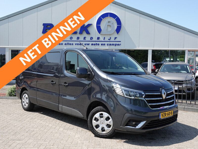 Grijs Gebruikt 2023 Renault Trafic Van | € 22.790 (Eerlijke prijs) - Afbeelding 1/4