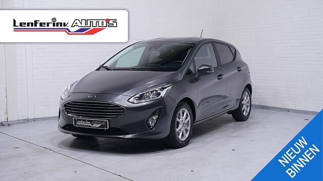 Grijs Occasion 2020 Ford Fiesta Titanium Hatchback | € 10.850 (Eerlijke prijs) - Afbeelding 1/4