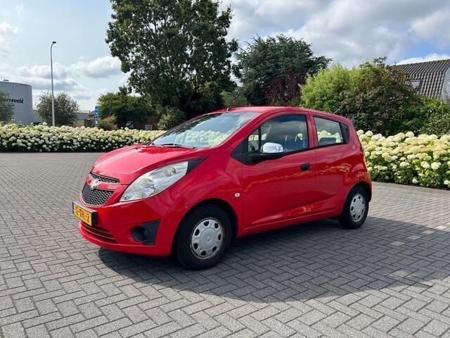 Rood Gebruikt 2012 Chevrolet Spark LS Hatchback | € 2.950 (Goede deal) - Afbeelding 1/4