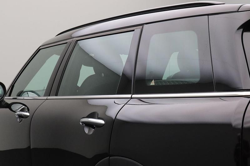 Occasion Mini Cooper Clubman Business 136 PK (100 kW) 2022 Zwart Stationwagen