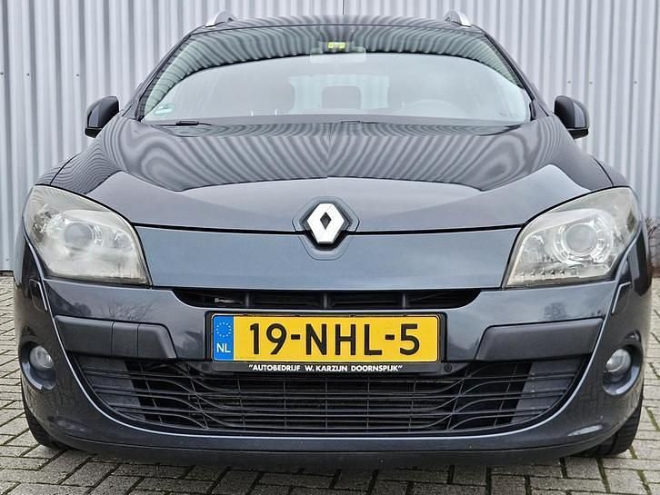 Occasion Renault Mégane III Dynamique 111 PK (81 kW) 2010 Stationwagen