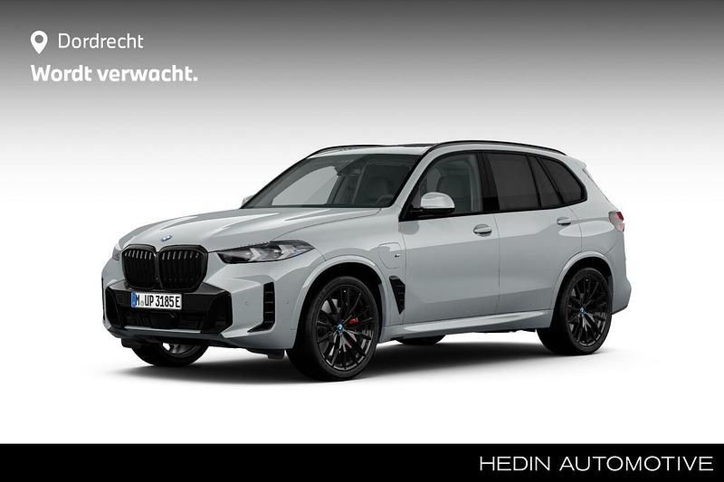 Grijs Gebruikt 2023 BMW X5 Comfort Edition SUV | € 117.895 - Afbeelding 1/4