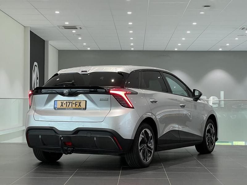 Occasion MG MG4 EV Comfort 150 kW (204 PK) 2023 Grijs Hatchback