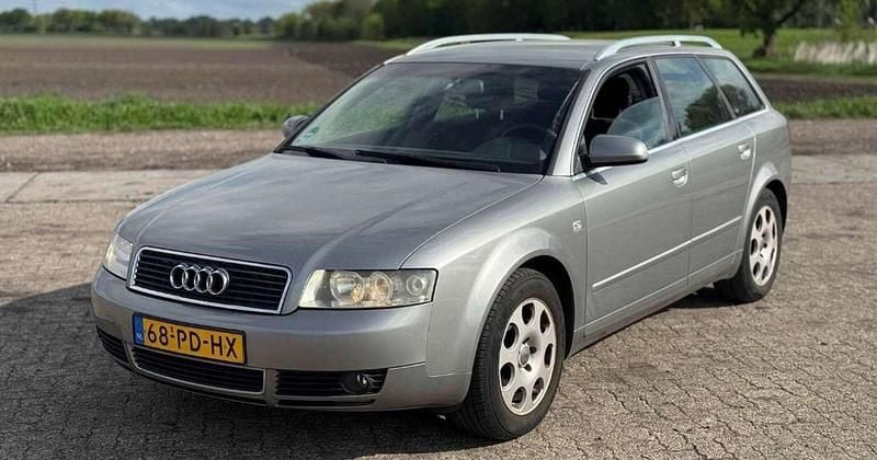 Grijs Gebruikt 2004 Audi A4 Proline Stationwagen | € 1.850 (Eerlijke prijs) - Afbeelding 1/4