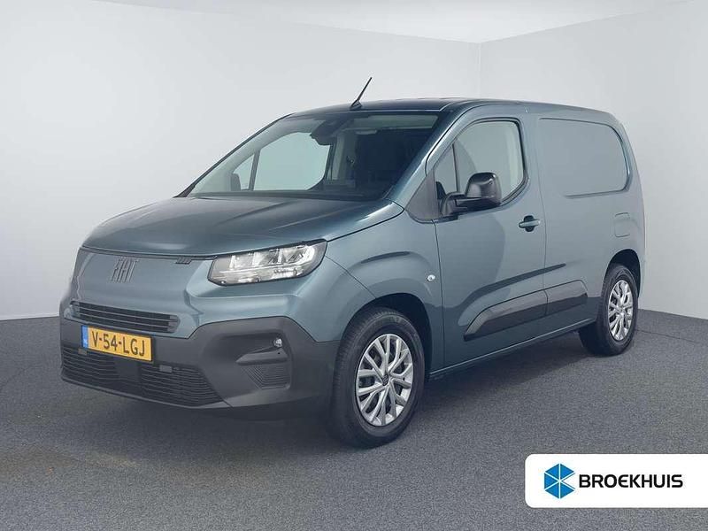 Blauw Gebruikt 2025 Fiat e-Doblò MPV | € 23.440 (Super prijs) - Afbeelding 1/4