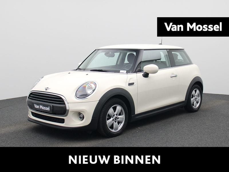 Wit Gebruikt 2020 Mini Cooper Hatchback | € 14.400 (Super prijs) - Afbeelding 1/4