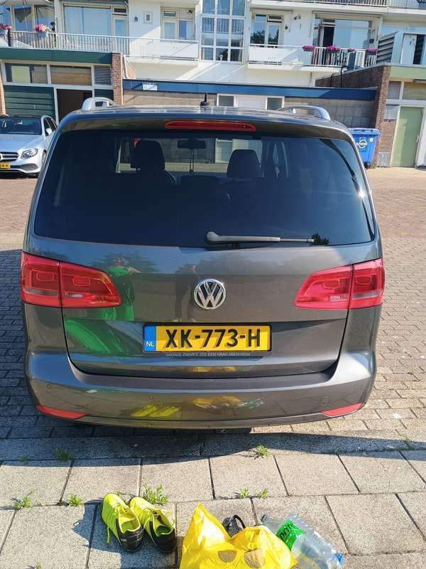 Gebruikt 2011 VW Touran Trendline MPV | € 8.500 (Eerlijke prijs) - Afbeelding 1/4