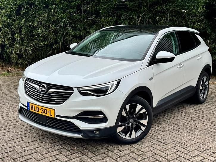 Gebruikt 2017 Opel Grandland X S SUV | € 14.999 (Eerlijke prijs) - Afbeelding 1/4