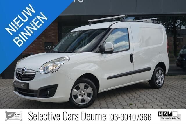 Wit Gebruikt 2017 Opel Combo MPV | € 6.700 (Eerlijke prijs) - Afbeelding 1/4