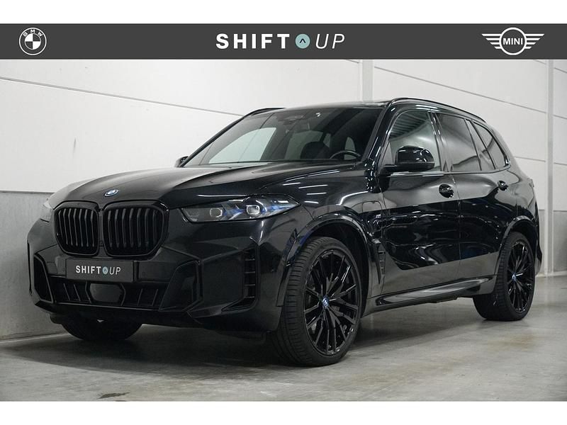 Zwart Gebruikt 2023 BMW X5 M Sport SUV | € 85.940 (Eerlijke prijs) - Afbeelding 1/3