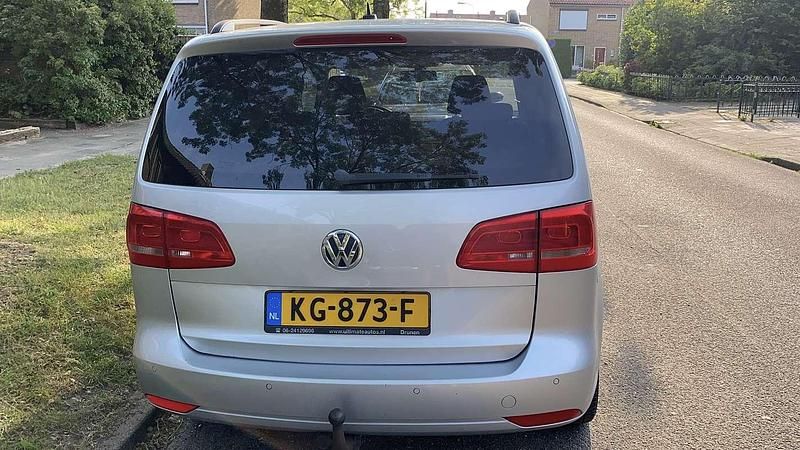 Occasion VW Touran Comfortline 140 PK (102 kW) 2012 Grijs MPV