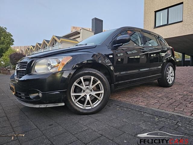 Zwart Gebruikt 2006 Dodge Caliber SXT Hatchback | € 2.950 (Eerlijke prijs) - Afbeelding 1/4