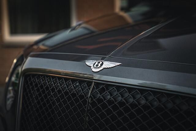 Occasion Bentley Bentayga 550 PK (404 kW) 2018 Grijs SUV