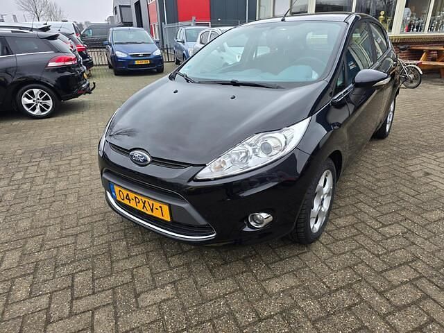 Occasion Ford Fiesta Titanium 82 PK (60 kW) 2011 Zwart Hatchback