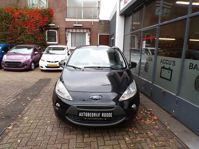 Occasion Ford Ka Limited 69 PK (50 kW) 2015 Zwart Hatchback