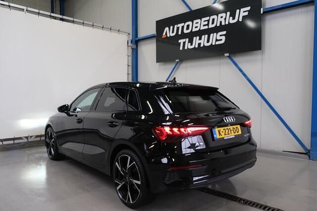 Occasion Audi A3 Sportback Business 110 PK (80 kW) 2020 Zwart Hatchback