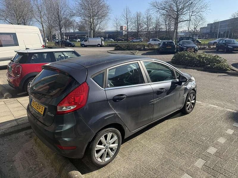 Occasion Ford Fiesta Ghia 97 PK (71 kW) 2009 Grijs Hatchback
