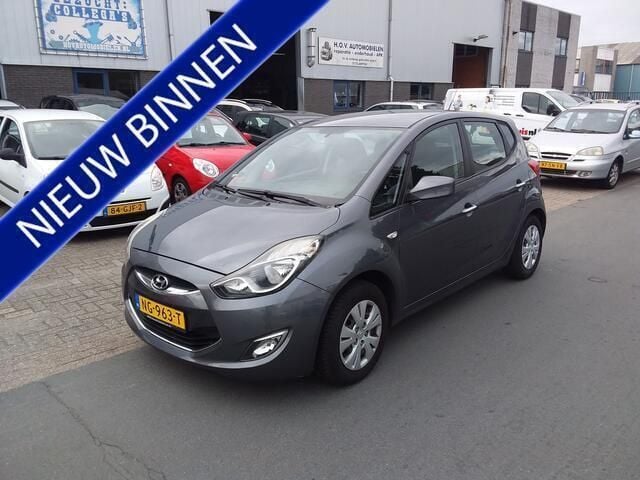 Grijs Gebruikt 2011 Hyundai ix20 MPV | € 3.250 (Iets duurder) - Afbeelding 1/4