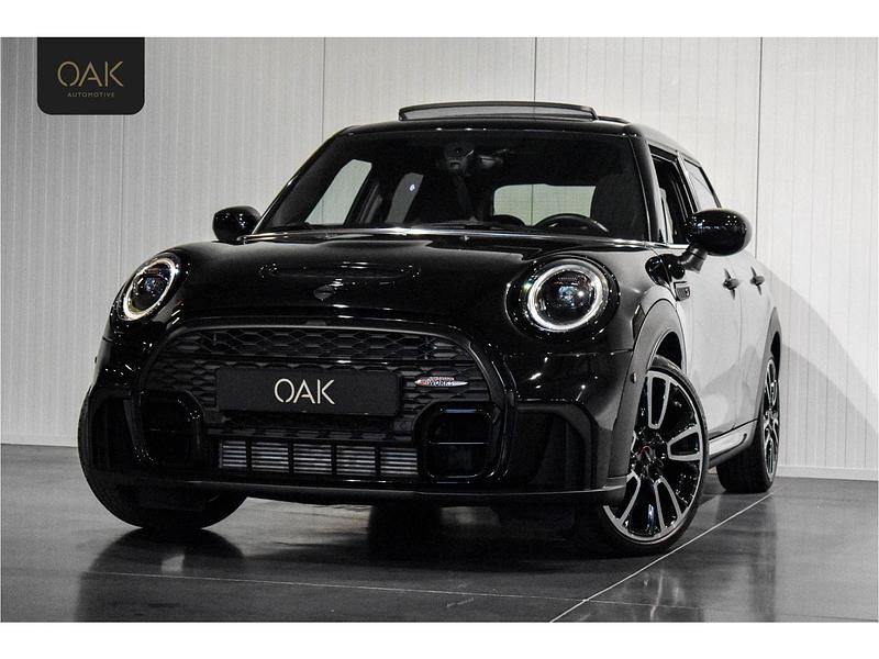 Zwart Gebruikt 2022 Mini John Cooper Works Hatchback | € 34.900 (Eerlijke prijs) - Afbeelding 1/3