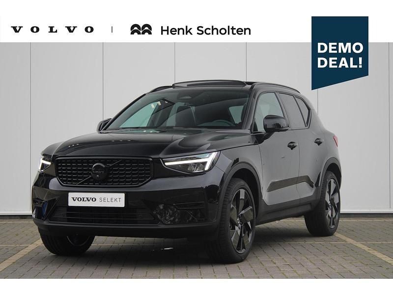 Zwart Occasion 2025 Volvo XC40 Plus SUV | € 55.950 - Afbeelding 1/3