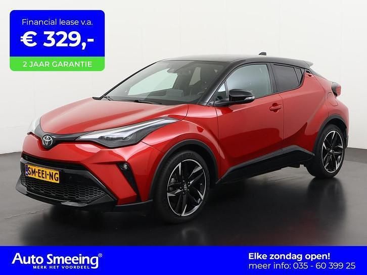 Rood Occasion 2022 Toyota C-HR Sport SUV | € 23.895 (Eerlijke prijs) - Afbeelding 1/4