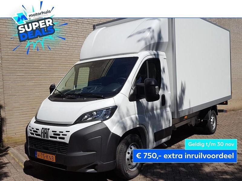 Wit Gebruikt 2024 Fiat Ducato Van | € 47.500 - Afbeelding 1/4