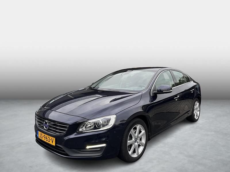 Blauw Gebruikt 2016 Volvo S60 Kinetic Sedan | € 17.945 (Duur) - Afbeelding 1/1