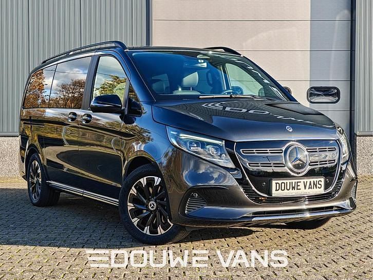 Occasion 2024 Mercedes EQV300 | € 52.950 (Duur) - Afbeelding 1/4