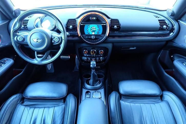 Occasion Mini John Cooper Works Clubman Business 192 PK (141 kW) 2018 Rood Stationwagen