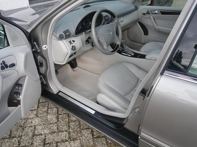 Occasion Mercedes C240 Elegance 170 PK (125 kW) 2005 Grijs Sedan