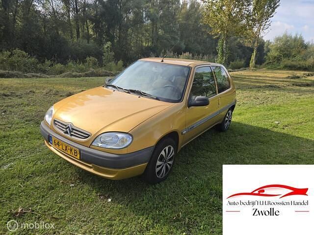 Geel Gebruikt 2003 Citroën Saxo First Hatchback | € 1.499 (Eerlijke prijs) - Afbeelding 1/4