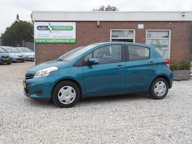 Groen Gebruikt 2012 Toyota Yaris Hatchback | € 6.750 (Goede deal) - Afbeelding 1/4