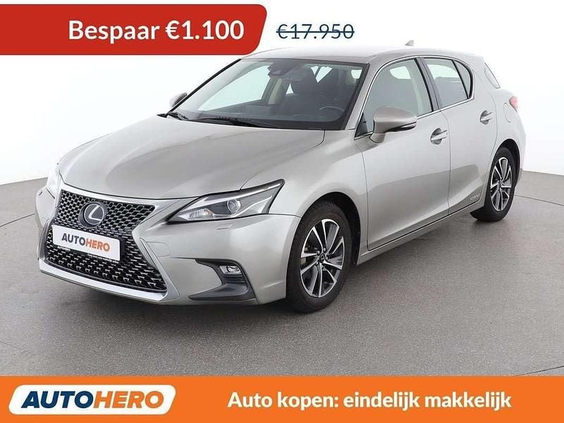 Occasion Lexus CT200h 136 PK (100 kW) 2018 Grijs Hatchback