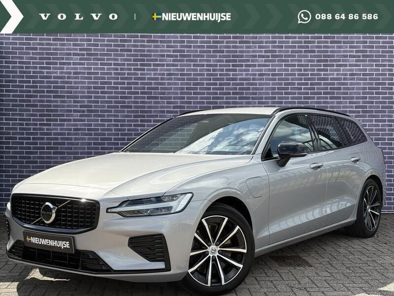 Grijs Gebruikt 2022 Volvo V60 Plus Stationwagen | € 34.899 (Duur) - Afbeelding 1/3
