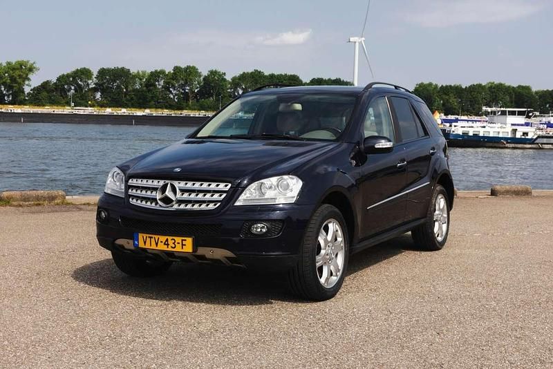 Blauw Gebruikt 2008 Mercedes ML420 SUV | € 13.950 (Duur) - Afbeelding 1/4