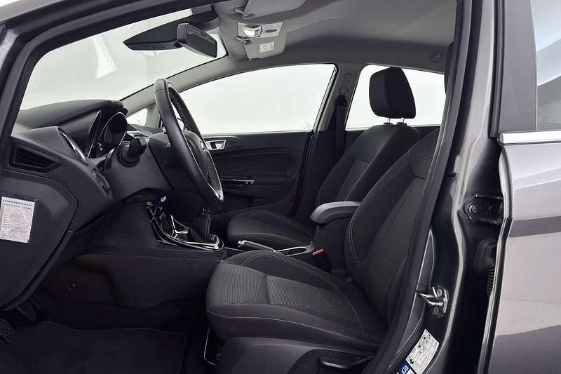 Occasion Ford Fiesta Titanium 101 PK (74 kW) 2017 Grijs Hatchback
