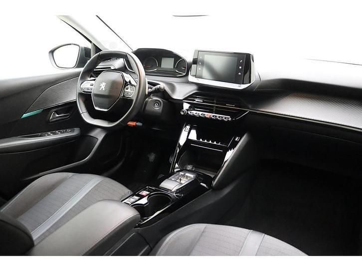 Occasion Peugeot 208 Allure 101 PK (74 kW) 2022 Zwart Hatchback