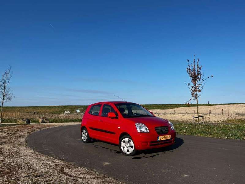 Rood Gebruikt 2006 Kia Picanto Hatchback | € 2.700 (Duur) - Afbeelding 1/4