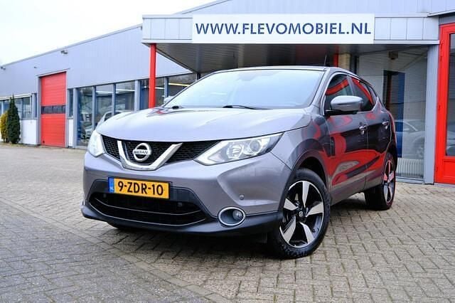 Grijs Occasion 2015 Nissan Qashqai SUV | € 12.950 (Eerlijke prijs) - Afbeelding 1/4