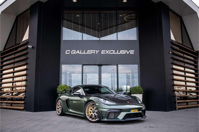 Groen, metallic lak Gebruikt 2023 Porsche 718 Coupé | € 239.995 - Afbeelding 1/4