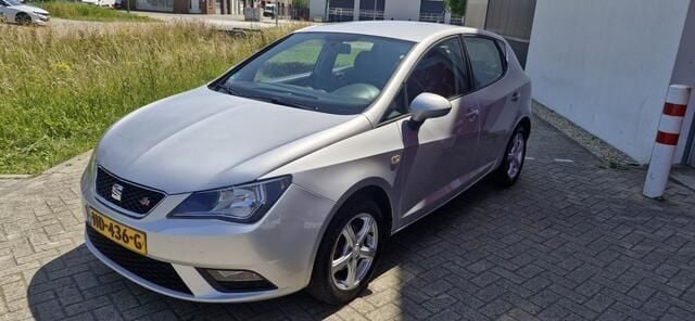 Grijs Gebruikt 2014 Seat Ibiza FR Hatchback | € 4.499 (Goede deal) - Afbeelding 1/4